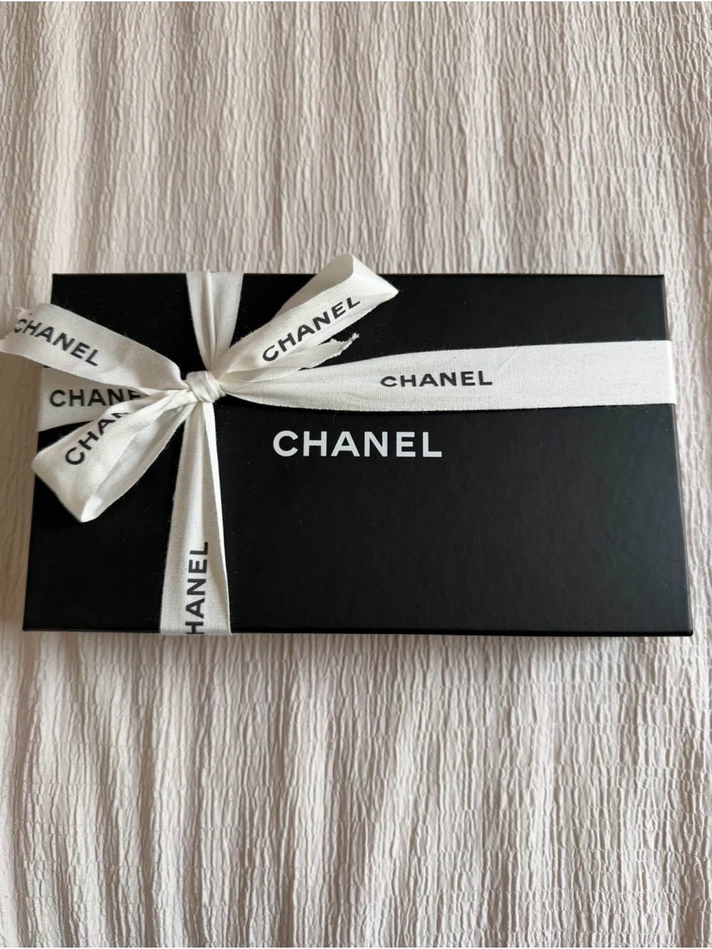 AUTHENTIC CHANEL Black Quilted Zip Wallet with Gold CC Emblem - Picture 2 of 9